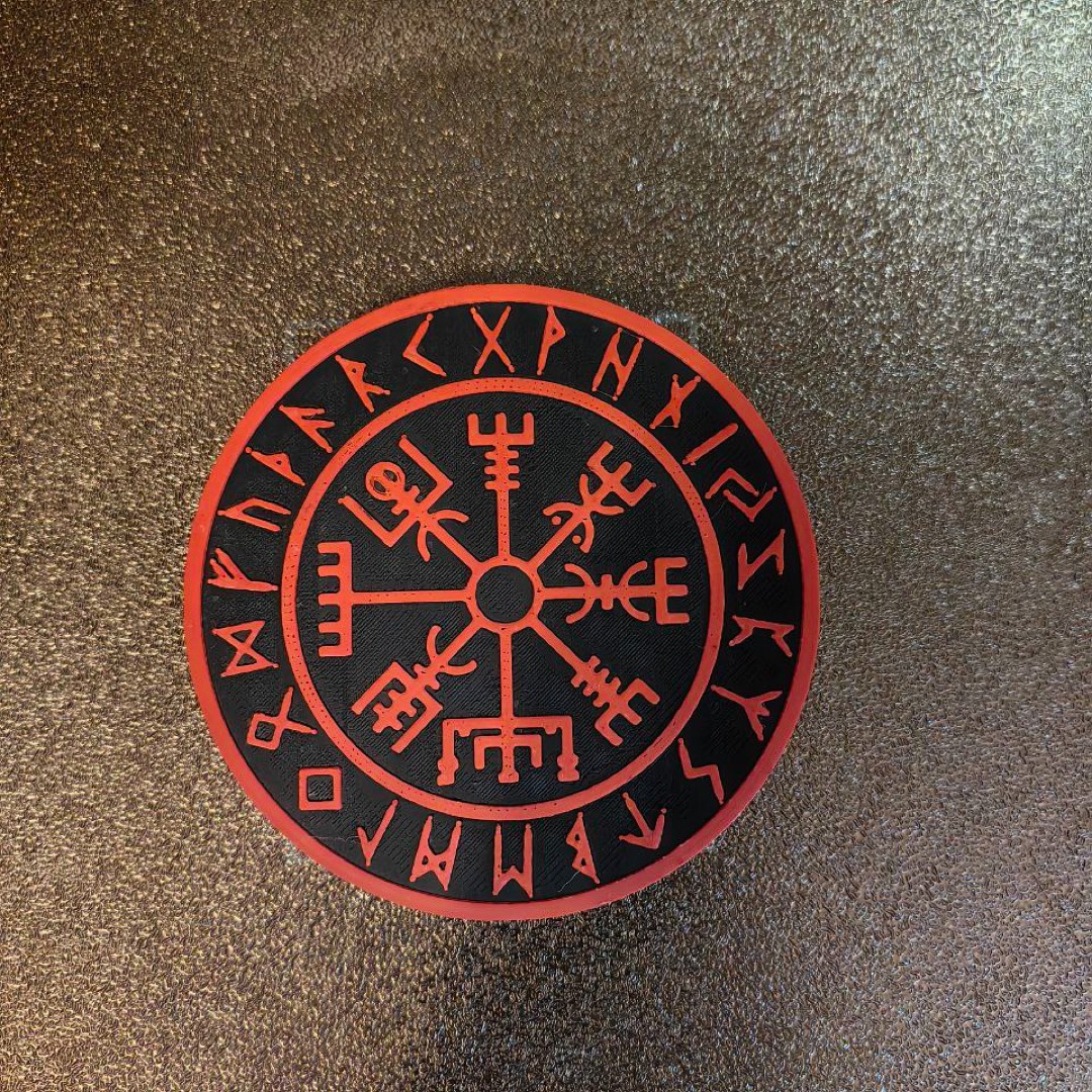 Кастомный шильдик